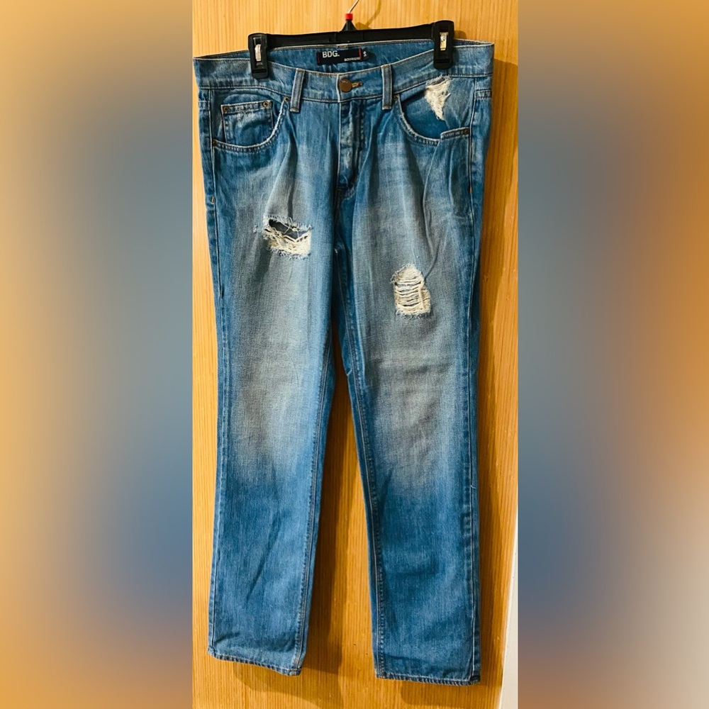 BDG Women’s Boyfriend Style Ripped Blue Straight Jeans